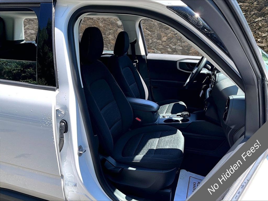 Used 2023 Ford Bronco Sport AWD/4WD image 7