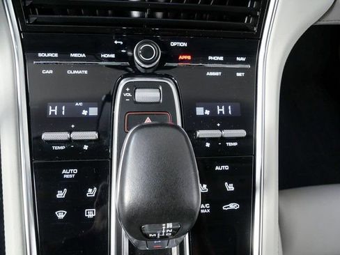 Certified 2022 Porsche Panamera Turbo S image 15