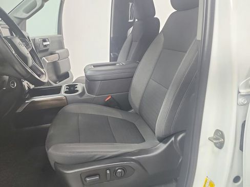 Used 2021 Chevrolet Silverado 1500 LT Trail Boss w/ Bed Protection Package AWD/4WD image 19
