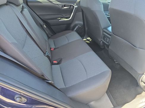 Used 2025 Toyota RAV4 XLE AWD/4WD image 13