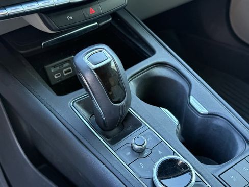 Used 2019 Cadillac XT4 Luxury image 12