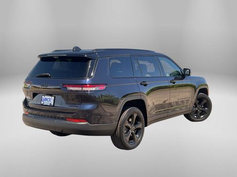 Used 2024 Jeep Grand Cherokee L Limited w/ Luxury Tech Group II AWD/4WD image 4
