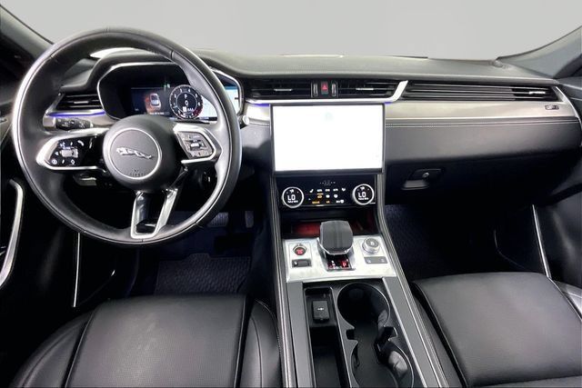 Used 2026 Jaguar F-PACE R-Dynamic S AWD/4WD image 7