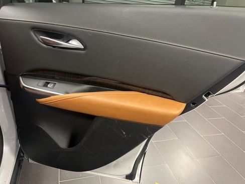 Used 2020 Cadillac XT4 Premium Luxury w/ Enhanced Visibility Package image 14