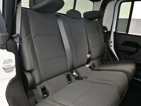 New 2026 Jeep Gladiator Willys image 34