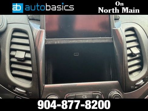 Used 2019 Chevrolet Impala LT image 29