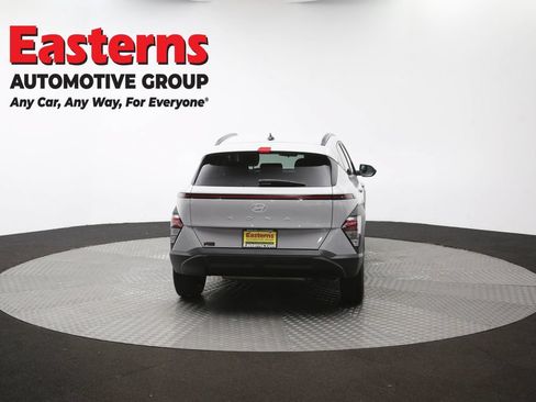 Used 2025 Hyundai Kona SEL FWD image 36