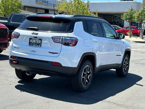 New 2026 Jeep Compass Trailhawk AWD/4WD image 7