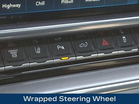 Used 2024 Chevrolet Silverado 2500 High Country w/ High Country Premium Package image 29