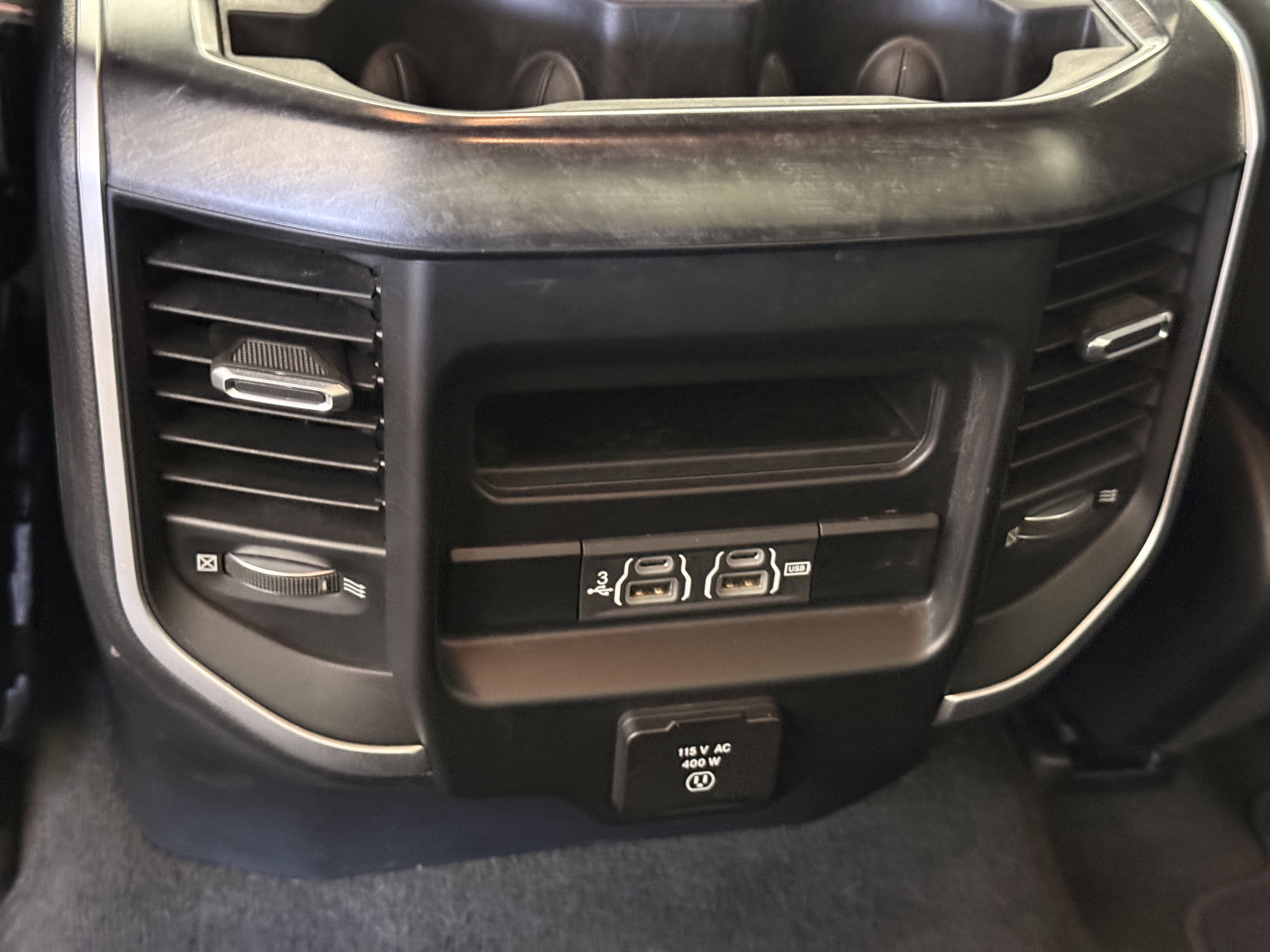 Used 2020 RAM 1500 2WD Crew Cab image 13