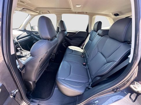 Used 2020 Subaru Forester Limited AWD/4WD image 32