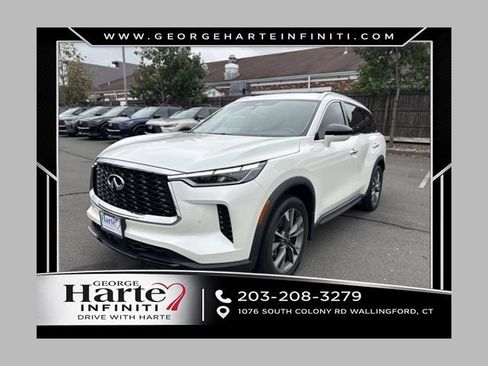 Certified 2024 INFINITI QX60 Luxe w/ Vision Package AWD/4WD image 1