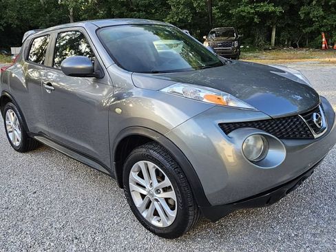Used 2011 Nissan Juke SV FWD image 7
