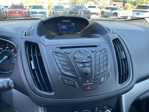 Used 2015 Ford Escape SE image 11
