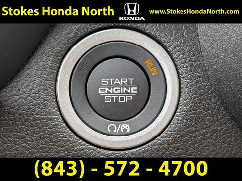 Used 2025 RAM 3500 Tradesman w/ Chrome Appearance Group AWD/4WD image 28