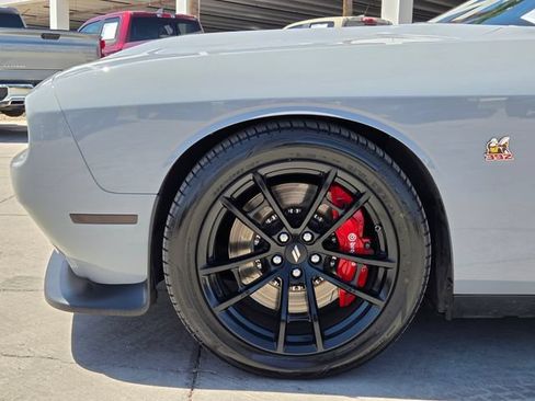 Used 2020 Dodge Challenger R/T Scat Pack RWD image 9