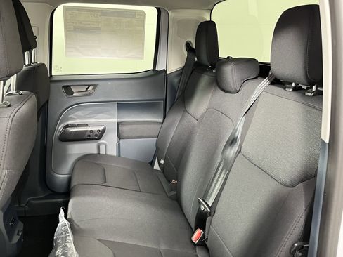 New 2025 Ford Maverick XL w/ Equipment Group 101A image 15