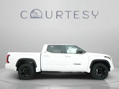 Used 2025 Toyota Tundra SR5 w/ SR5 Premium Package RWD image 16