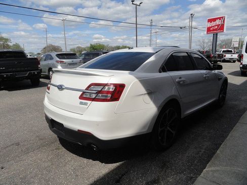 Used 2016 Ford Taurus SHO w/ Equipment Group 401A AWD/4WD image 5