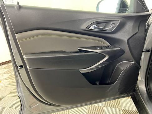 New 2026 Chevrolet Trax ACTIV w/ Sunroof Package FWD image 10