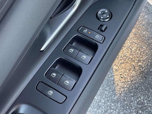 Certified 2025 Hyundai Elantra Blue image 6