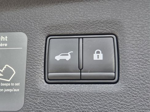 Used 2024 INFINITI QX50 Luxe AWD/4WD image 11