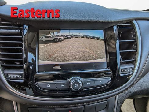 Used 2020 Chevrolet Trax LT image 20