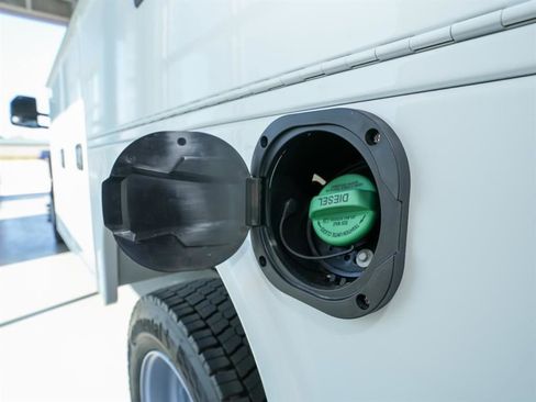 New 2025 Ford F550 4x4 Regular Cab Super Duty image 22