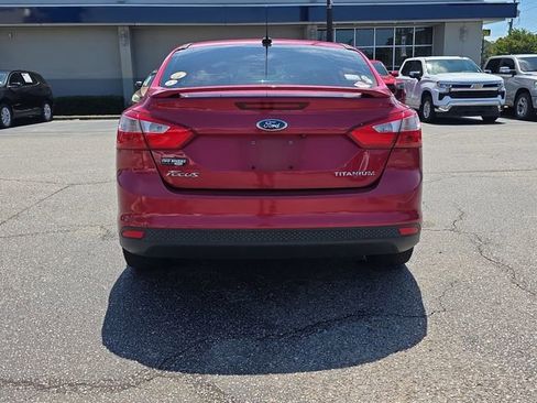 Used 2012 Ford Focus Titanium FWD image 5