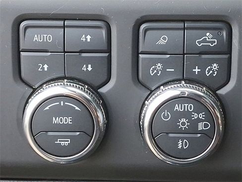 Used 2024 GMC Sierra 3500 Denali Ultimate image 26