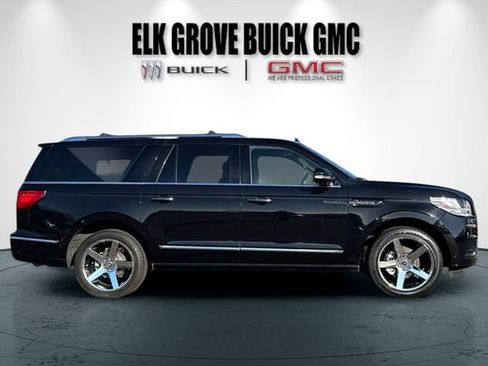 Used 2020 Lincoln Navigator L Reserve w/ Equipment Group 208A Reserve image 3