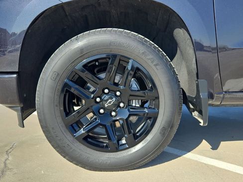 Used 2022 Chevrolet Silverado 1500 Custom w/ LPO, Dark Essentials Package image 12