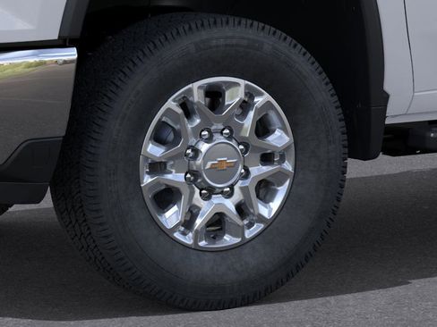 New 2026 Chevrolet Silverado 3500 LT image 9