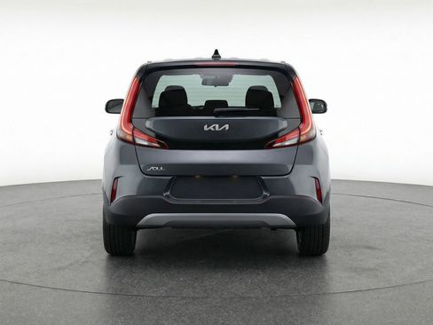 Used 2025 Kia Soul LX w/ LX Technology Package image 7