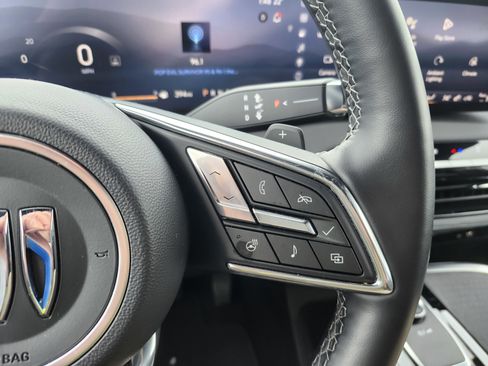 Used 2025 Buick Enclave Sport Touring image 12