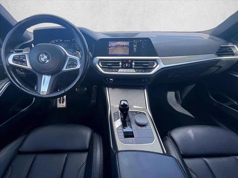 Used 2022 BMW 330i Sedan w/ M Sport Package RWD image 16
