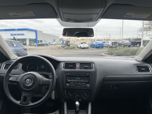Used 2014 Volkswagen Jetta SE image 10