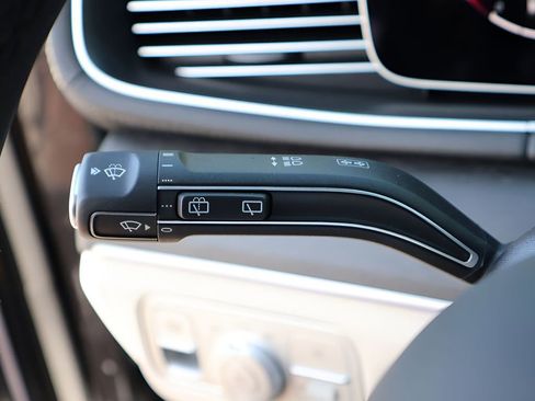 New 2026 Mercedes-Benz GLS 450 4MATIC image 35
