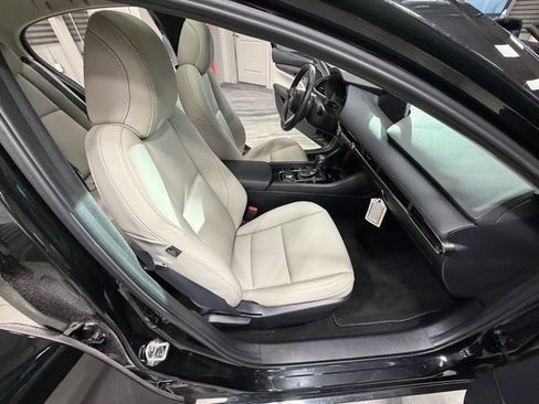 Used 2022 MAZDA MAZDA3 s image 40
