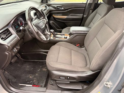 Used 2019 GMC Acadia SLE w/ Driver Alert Package I image 9