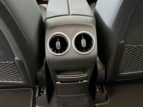 New 2026 Mercedes-Benz GLB 35 AMG GLB 35 AMG image 28