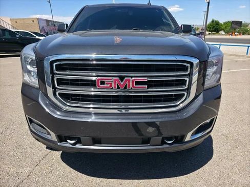 Used 2020 GMC Yukon SLT w/ HD Trailering Package AWD/4WD image 4