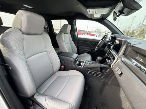 Used 2026 Toyota Tacoma SR5 RWD image 18