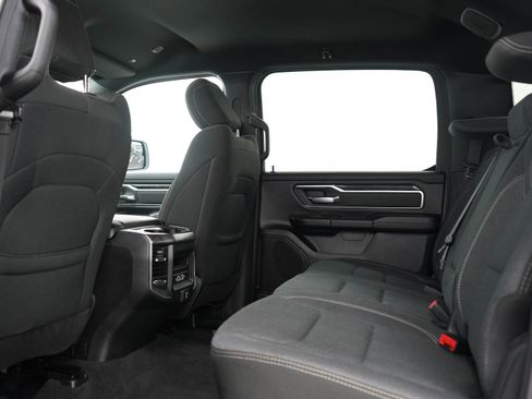 Used 2019 RAM 1500 Big Horn AWD/4WD image 17