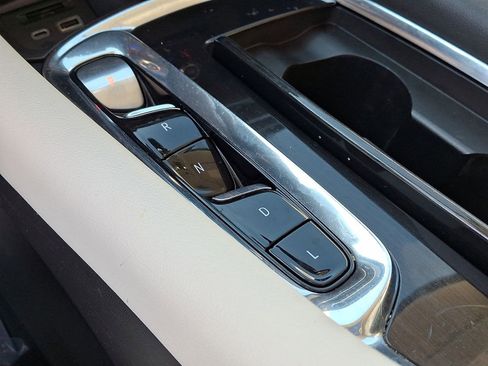 Used 2023 Buick Enclave Premium w/ Experience Buick Package image 16