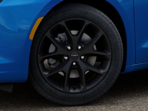 New 2027 Chrysler Pacifica Select AWD/4WD image 32