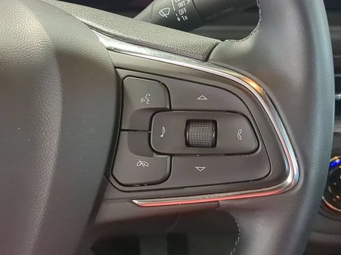 Used 2025 Buick Envista Sport Touring w/ Convenience I Package FWD image 24