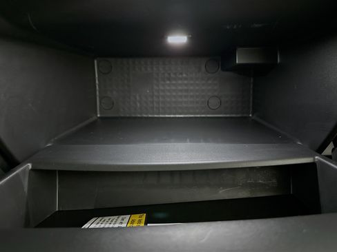 Used 2025 Kia EV6 Light image 32