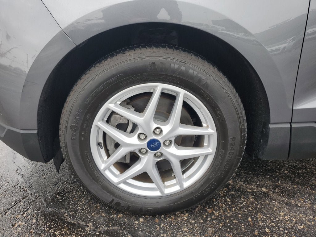 Used 2022 Ford Edge SEL AWD/4WD image 14