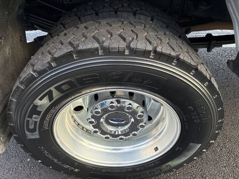 Used 2020 Ford F450 Platinum w/ FX4 Off-Road Package image 36